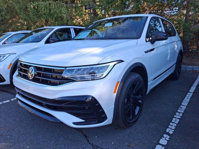 new 2024 Volkswagen Tiguan car, priced at $39,004