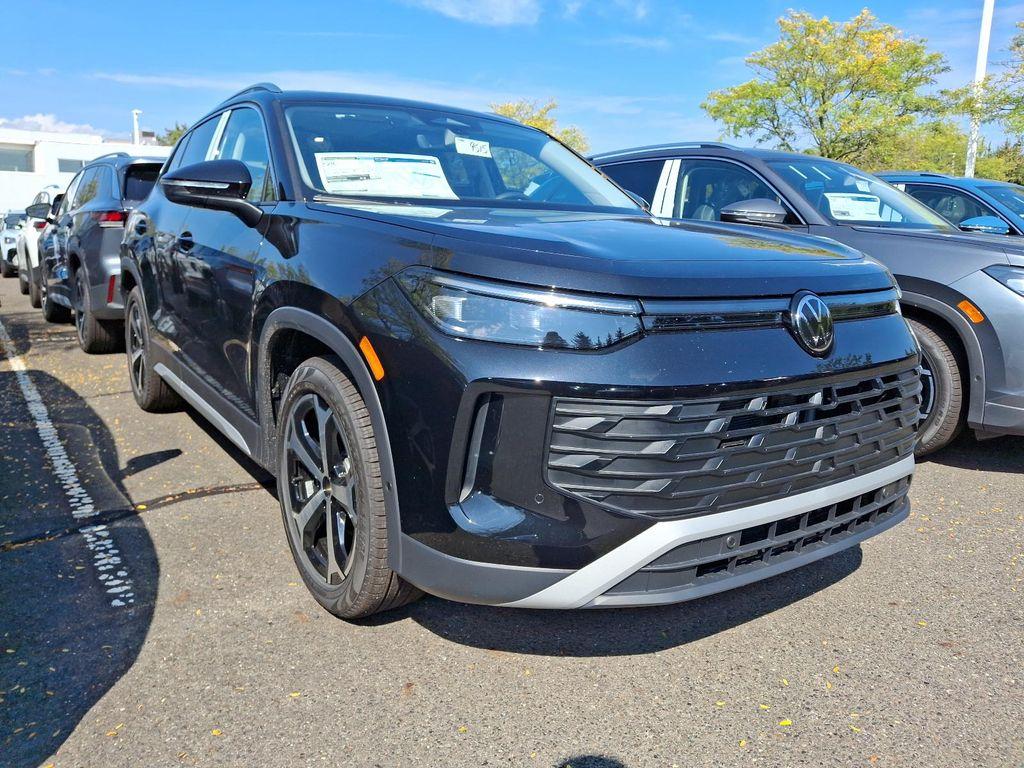 new 2025 Volkswagen Tiguan car, priced at $36,900
