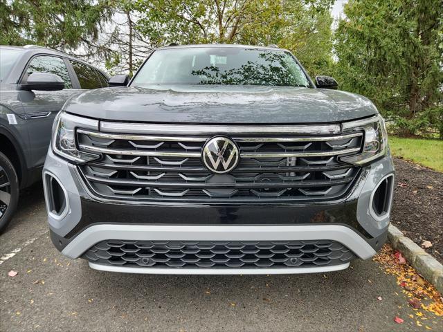 new 2024 Volkswagen Atlas car, priced at $50,426