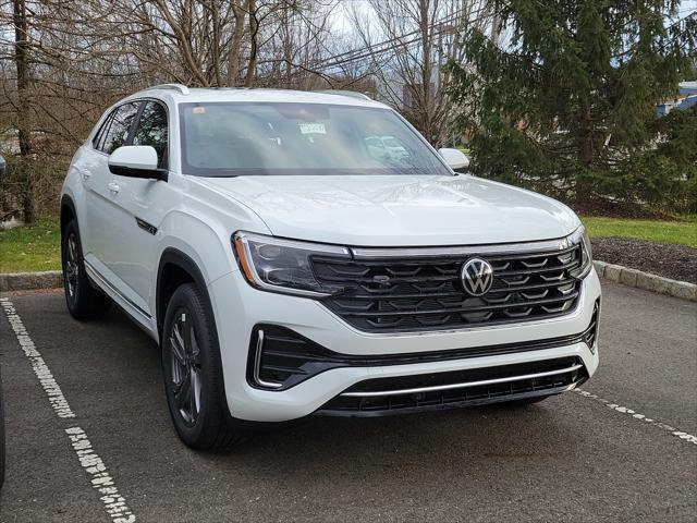 new 2024 Volkswagen Atlas Cross Sport car, priced at $53,061