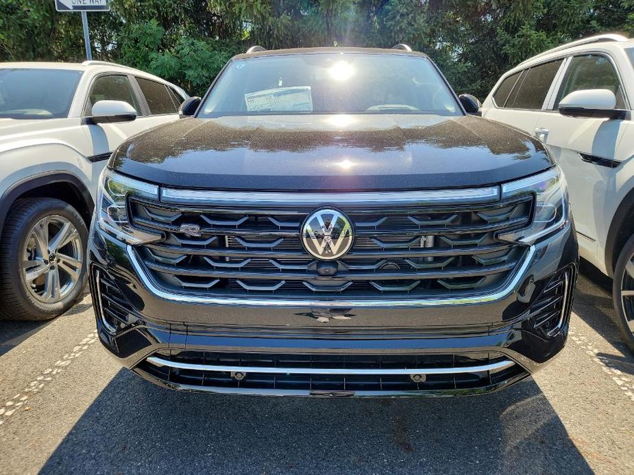 new 2024 Volkswagen Atlas car, priced at $55,794