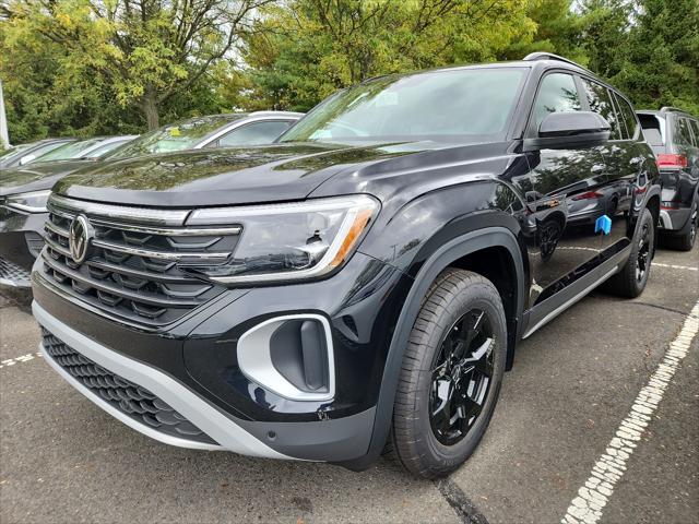 new 2024 Volkswagen Atlas car, priced at $50,101