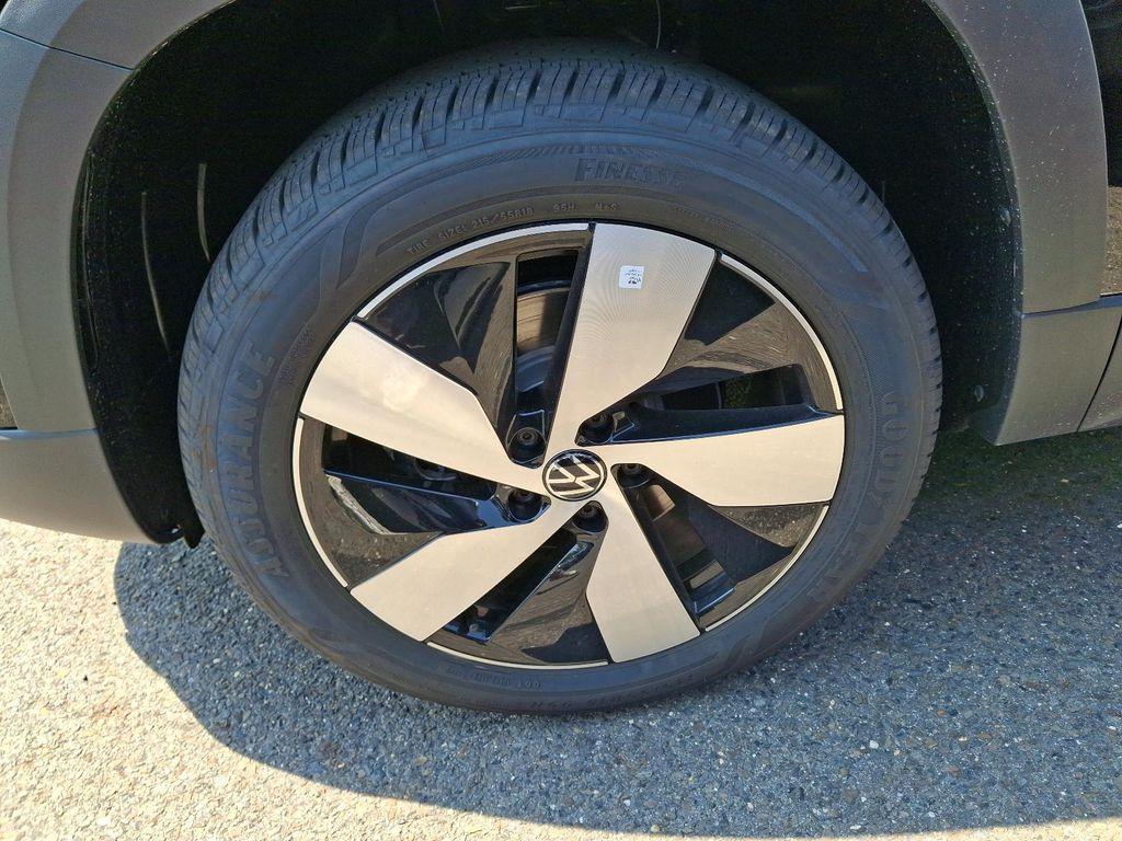 new 2025 Volkswagen Taos car, priced at $29,051