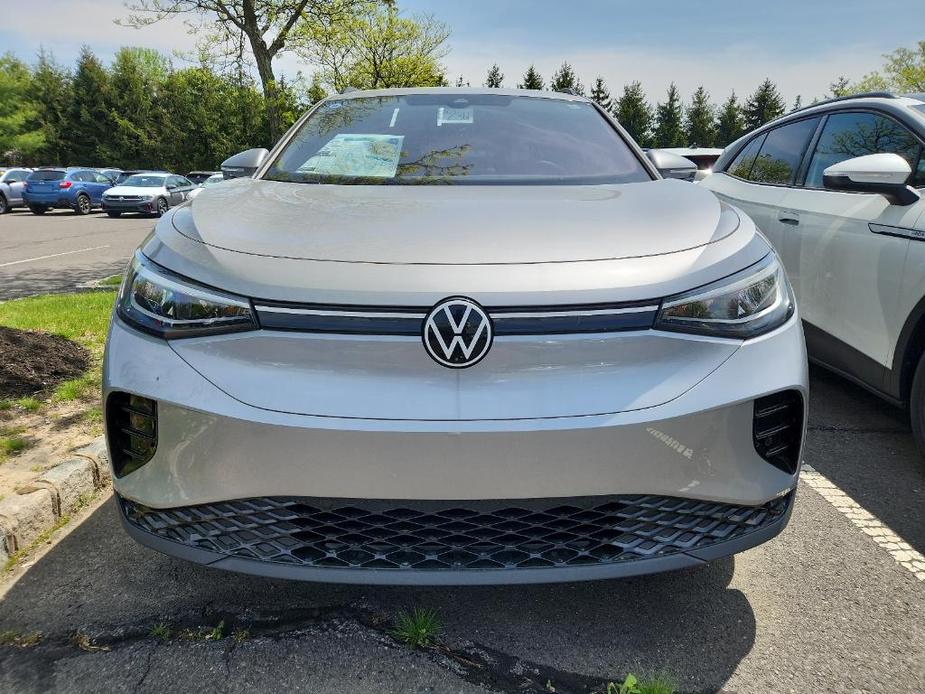 new 2024 Volkswagen ID.4 car, priced at $50,911