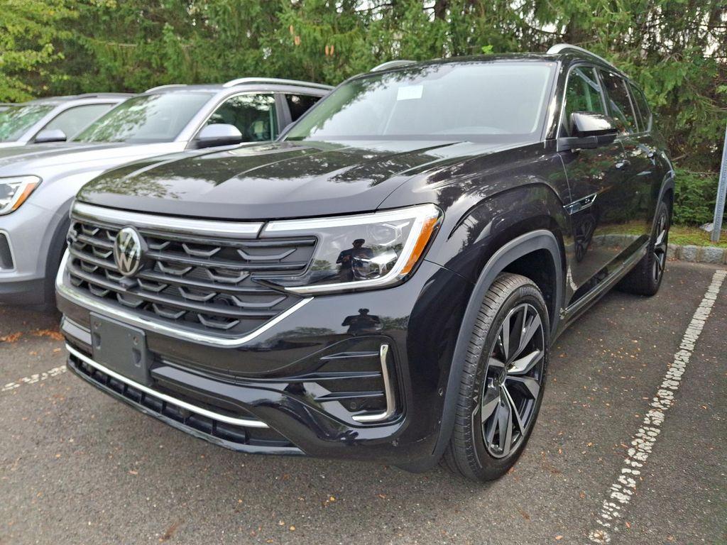 new 2025 Volkswagen Atlas car, priced at $55,906