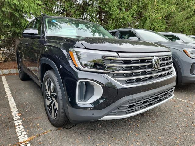 new 2024 Volkswagen Atlas car, priced at $47,392