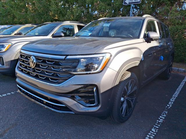 new 2025 Volkswagen Atlas car, priced at $55,906