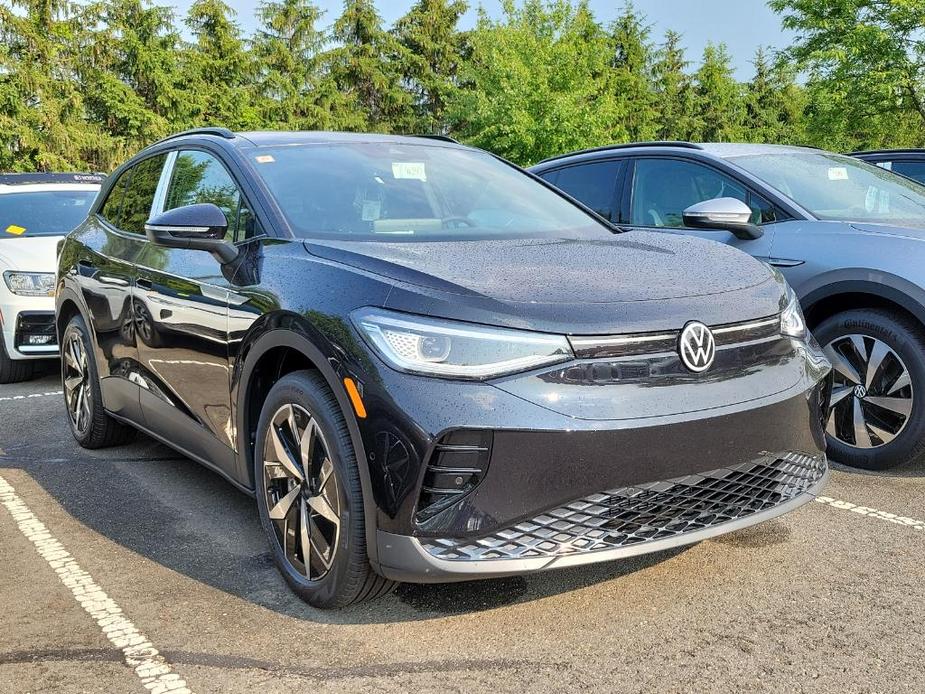 new 2023 Volkswagen ID.4 car, priced at $51,101