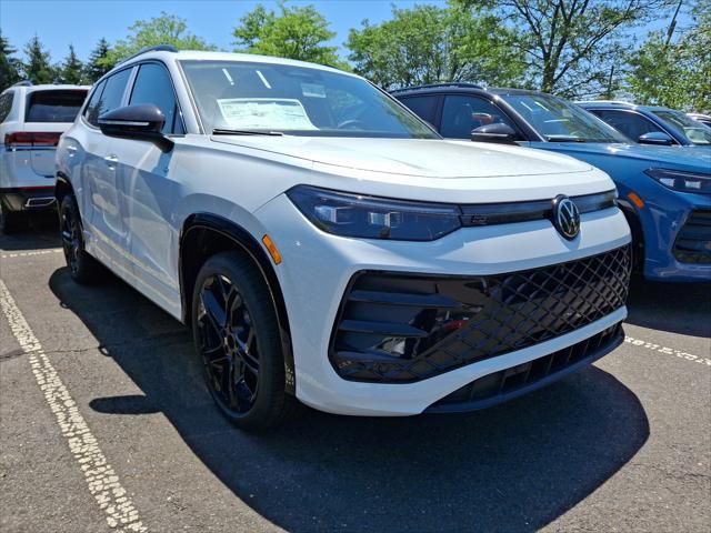 new 2025 Volkswagen Tiguan car, priced at $39,646