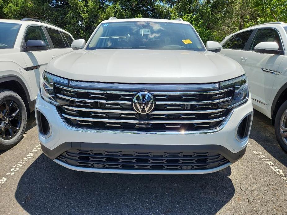 new 2024 Volkswagen Atlas car, priced at $52,701