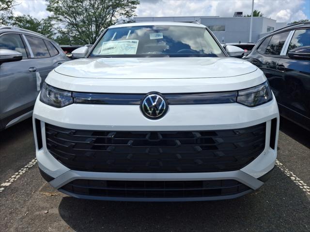 new 2025 Volkswagen Tiguan car, priced at $37,231