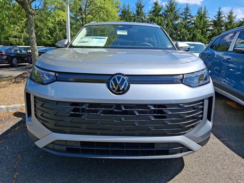 new 2025 Volkswagen Tiguan car, priced at $38,170