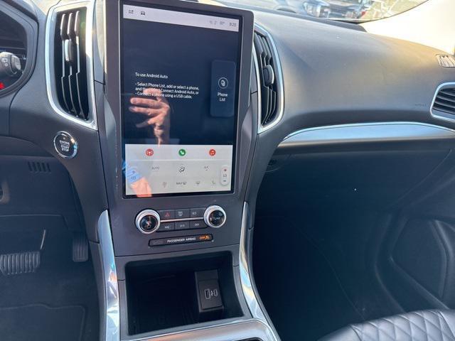 used 2024 Ford Edge car, priced at $29,990