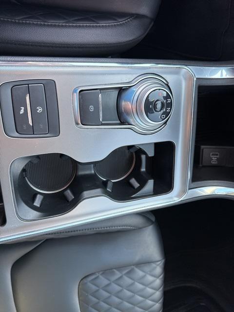 used 2024 Ford Edge car, priced at $29,990