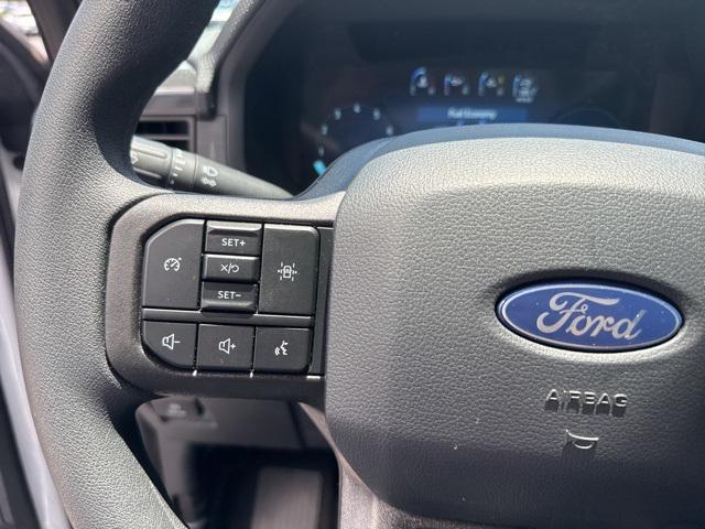 new 2025 Ford F-150 car, priced at $49,990