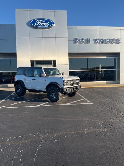 new 2025 Ford Bronco car, priced at $52,060