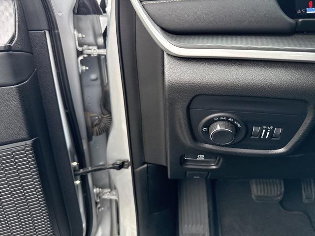 used 2023 Jeep Grand Cherokee L car, priced at $31,990