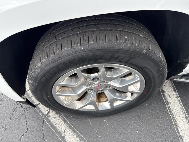 used 2017 GMC Yukon XL car, priced at $18,661