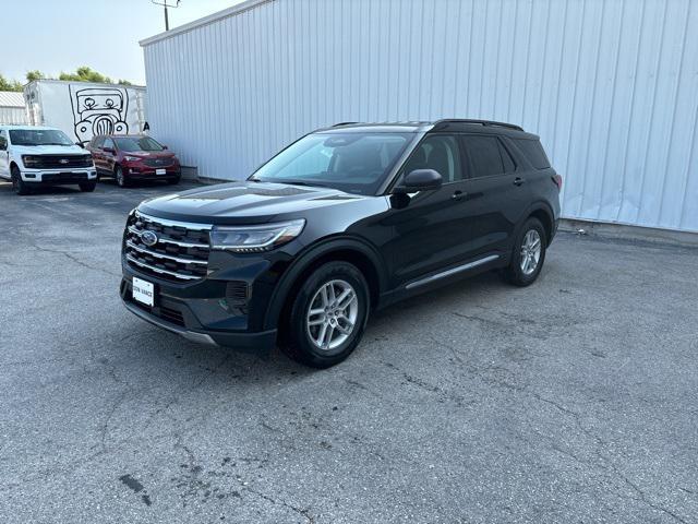 new 2025 Ford Explorer car, priced at $38,834