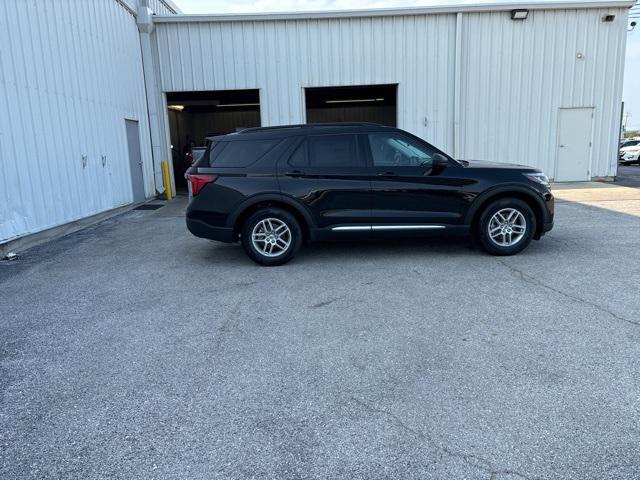 new 2025 Ford Explorer car, priced at $38,834