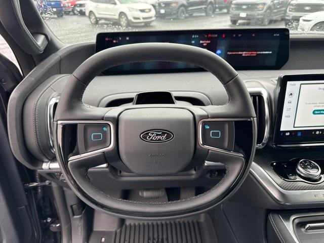 new 2025 Ford Expedition Max car, priced at $85,284