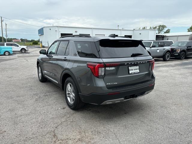 new 2025 Ford Explorer car, priced at $41,992