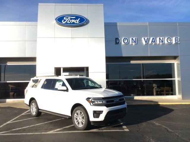 new 2024 Ford Expedition Max car, priced at $62,452