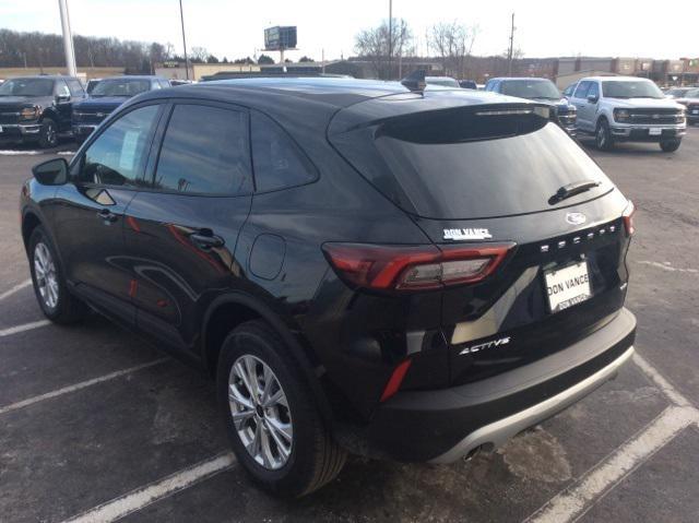 new 2025 Ford Escape car, priced at $30,052