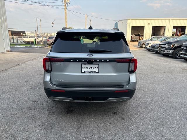 new 2025 Ford Explorer car, priced at $41,992