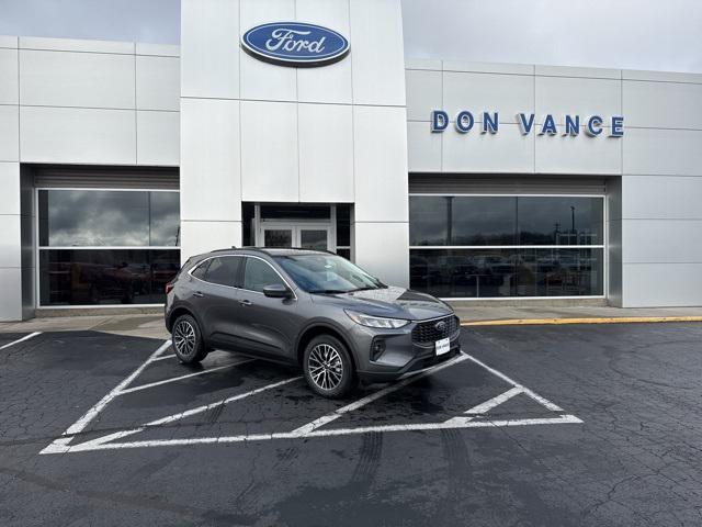 new 2025 Ford Escape car, priced at $38,990