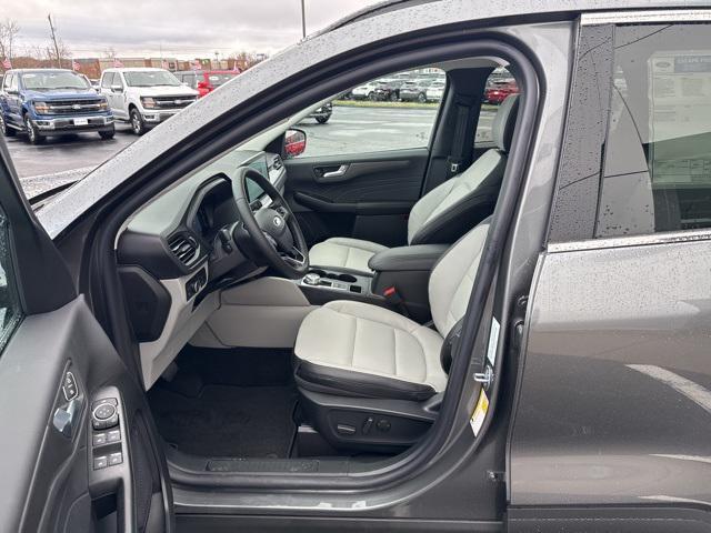 new 2025 Ford Escape car, priced at $38,990