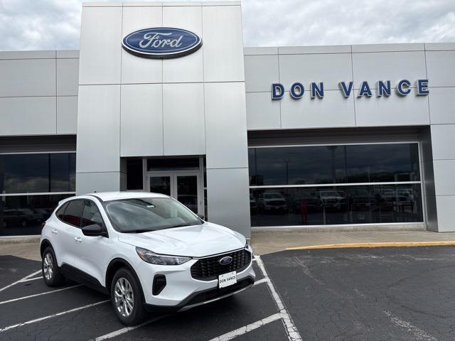 new 2025 Ford Escape car, priced at $29,613