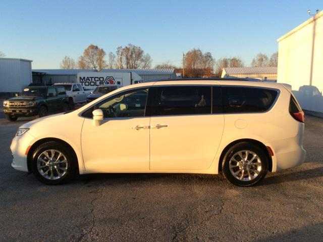 used 2021 Chrysler Pacifica car, priced at $23,930