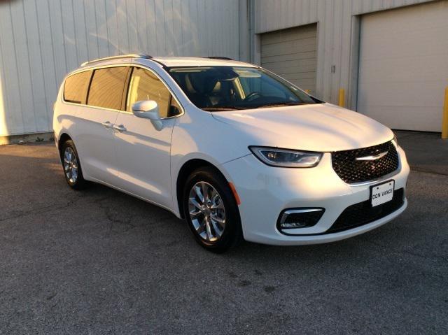 used 2021 Chrysler Pacifica car, priced at $23,930