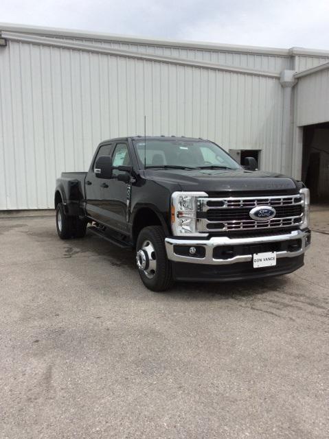 new 2024 Ford F-350 car, priced at $67,018