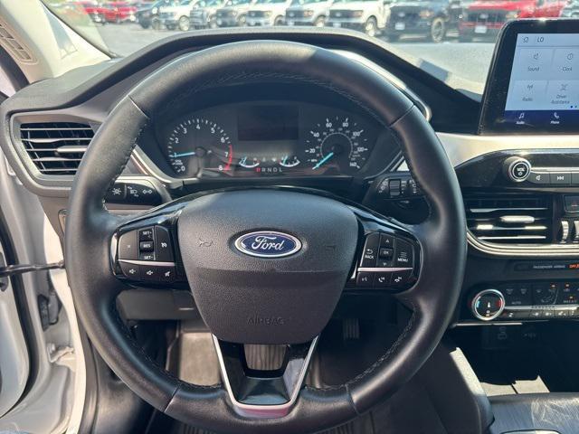 used 2022 Ford Escape car, priced at $22,116