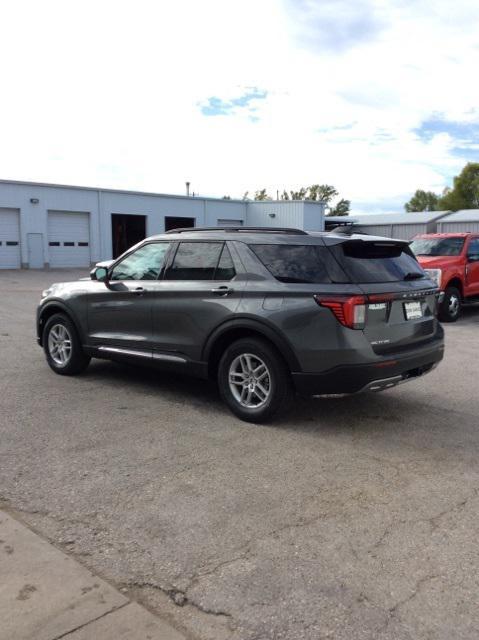 new 2025 Ford Explorer car, priced at $42,183