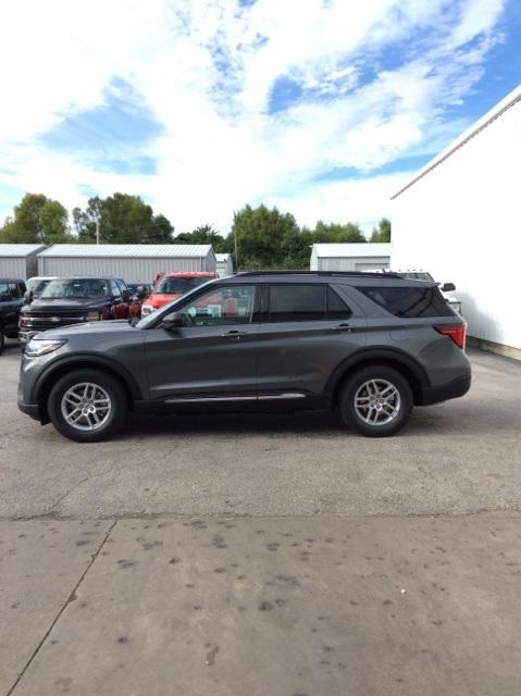 new 2025 Ford Explorer car, priced at $42,183