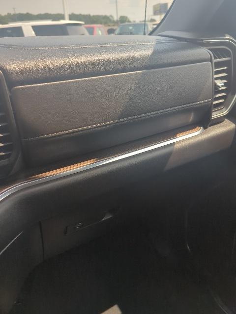 used 2024 Chevrolet Silverado 1500 car, priced at $37,990