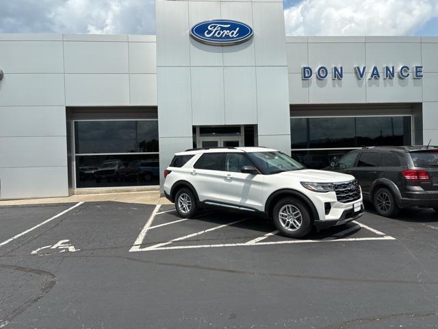 new 2025 Ford Explorer car, priced at $42,739