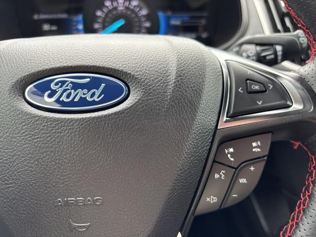 used 2024 Ford Edge car, priced at $35,906