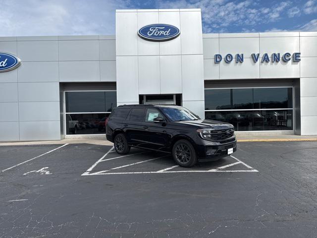 new 2025 Ford Expedition car, priced at $81,027