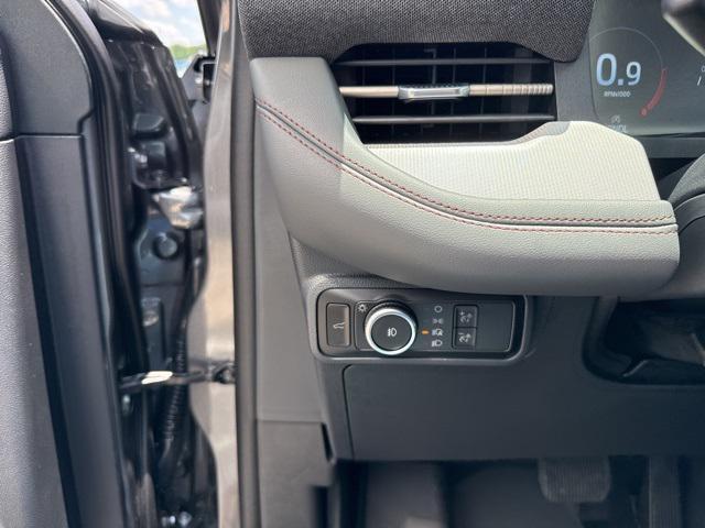new 2025 Ford Explorer car, priced at $43,490