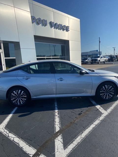 used 2024 Nissan Altima car, priced at $19,987