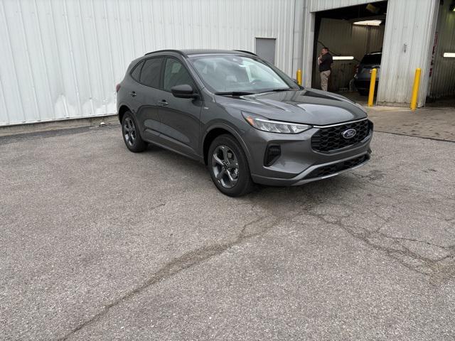 new 2024 Ford Escape car, priced at $27,321