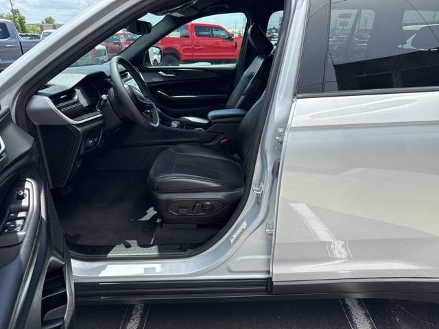 used 2024 Jeep Grand Cherokee L car, priced at $31,990