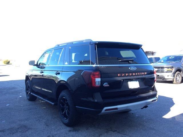 new 2024 Ford Expedition car, priced at $70,256