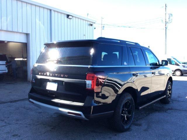 new 2024 Ford Expedition car, priced at $70,256