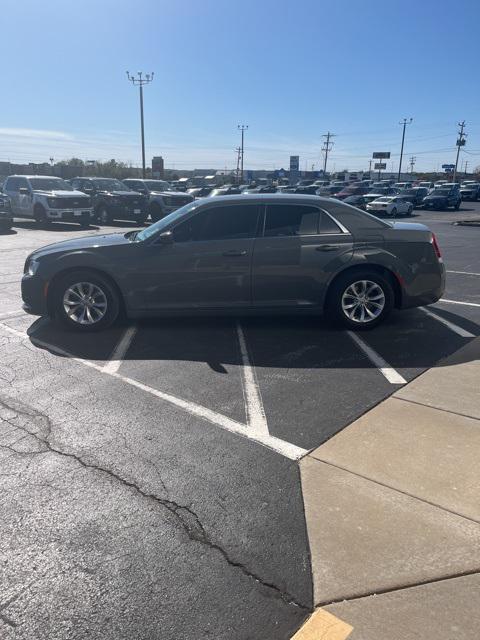 used 2018 Chrysler 300 car, priced at $16,492