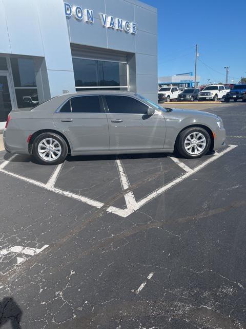 used 2018 Chrysler 300 car, priced at $16,492